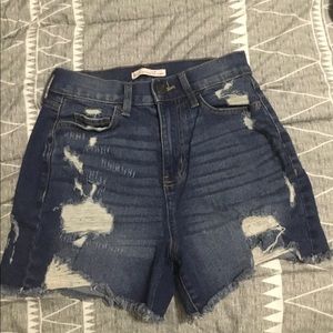Distressed boyfriend shorts